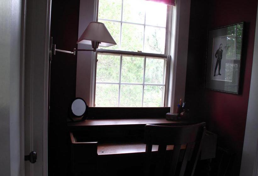 Hotel Newhaven On The River | Stratford | Ontario | Canada 19