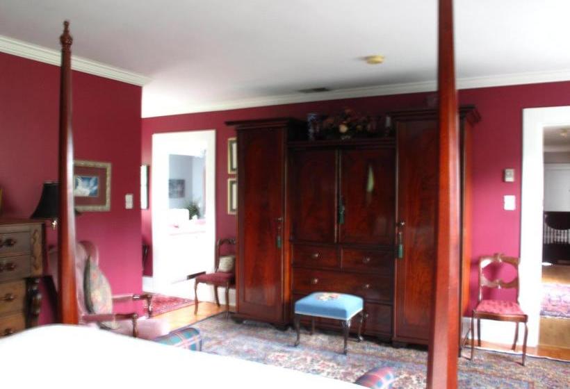 Hotel Newhaven On The River | Stratford | Ontario | Canada 20