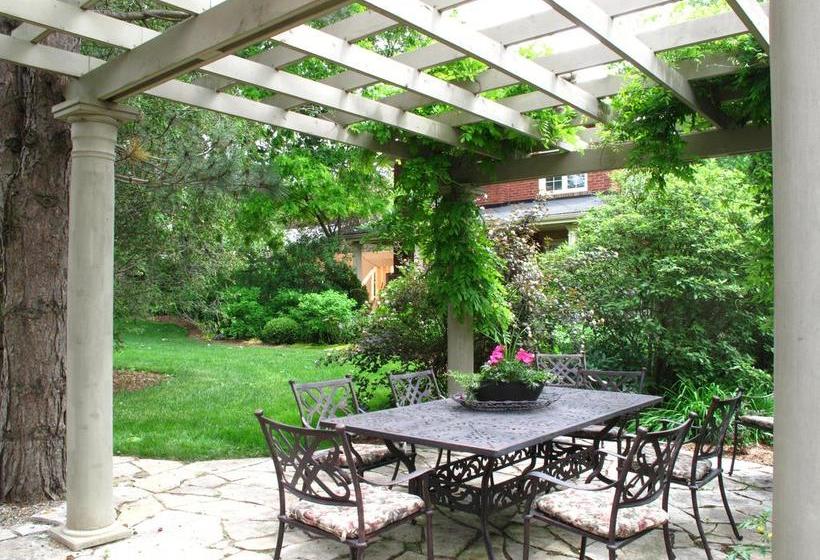 Hotel Newhaven On The River | Stratford | Ontario | Canada 4