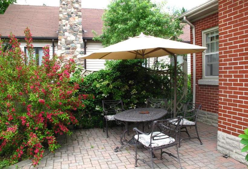 Hotel Newhaven On The River | Stratford | Ontario | Canada 5