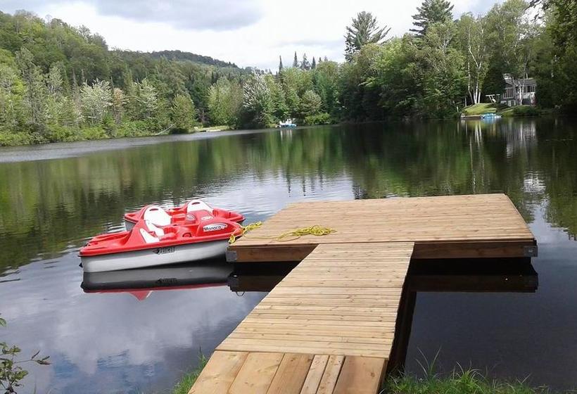 Hotel Le Petit Lac Sainteadèle | Sainte Adele | Quebec | Canada 3