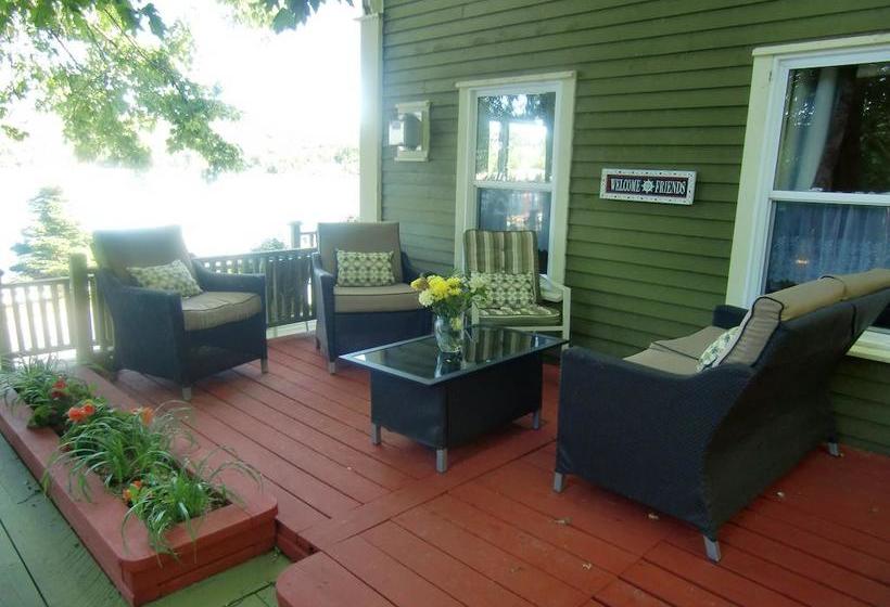 Bed and Breakfast A Schooner Inn | Holyrood | Newfoundland and Labrador | Canada 1