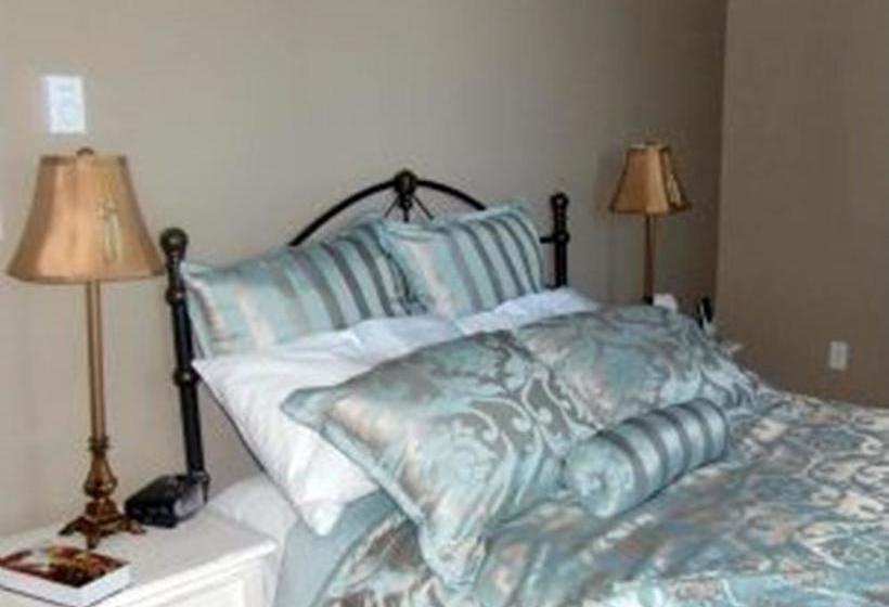 Bed and Breakfast A Schooner Inn | Holyrood | Newfoundland and Labrador | Canada 6