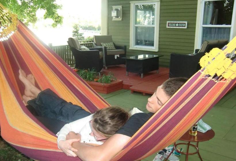 Bed and Breakfast A Schooner Inn | Holyrood | Newfoundland and Labrador | Canada 7