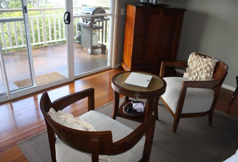 Bed and Breakfast At Sunrise Cottages | Montville | Queensland | Australia 15