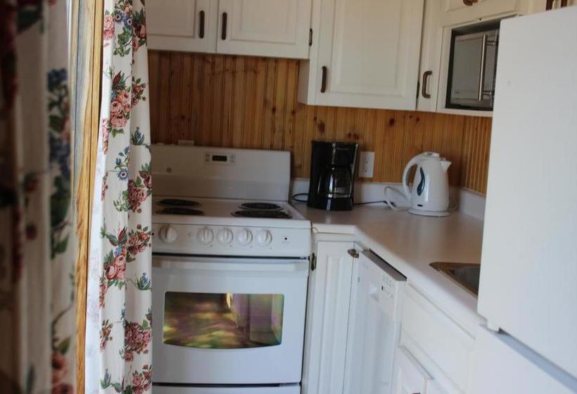 Hotel Chalets Grand Pre | North Rustico | Prince Edward Island | Canada 4