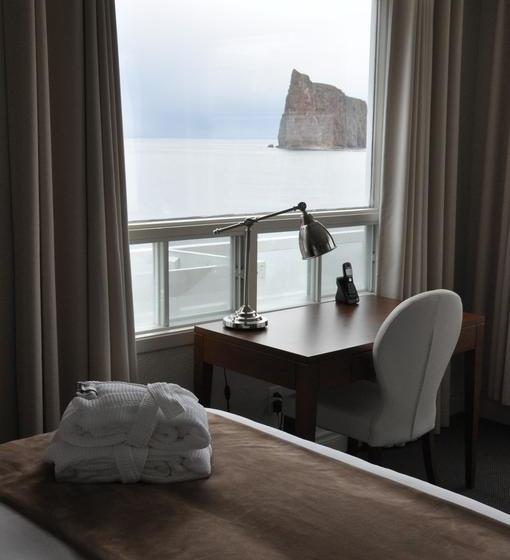 Motel Les Trois Soeurs | Perce | Quebec | Canada 15