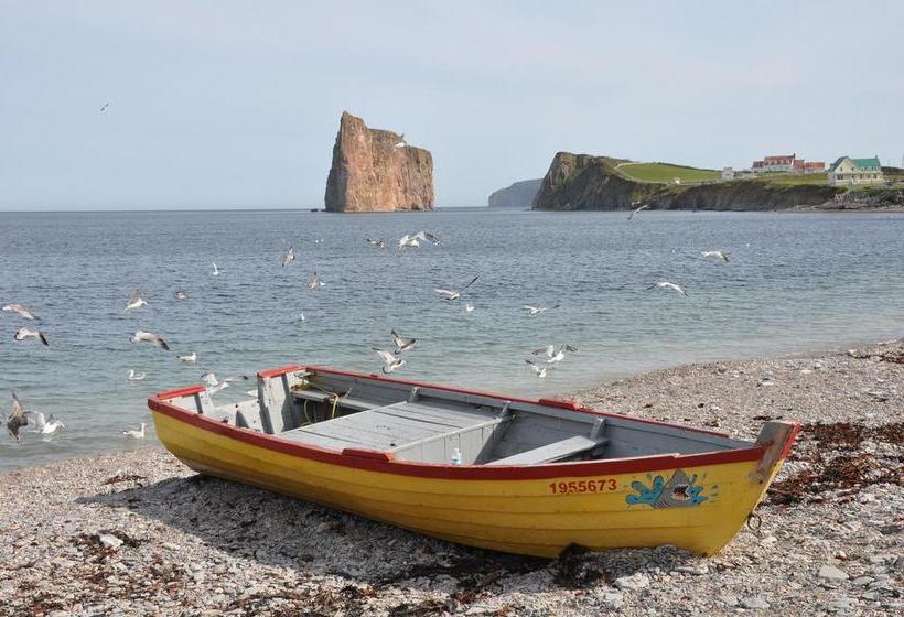 Motel Les Trois Soeurs | Perce | Quebec | Canada 3