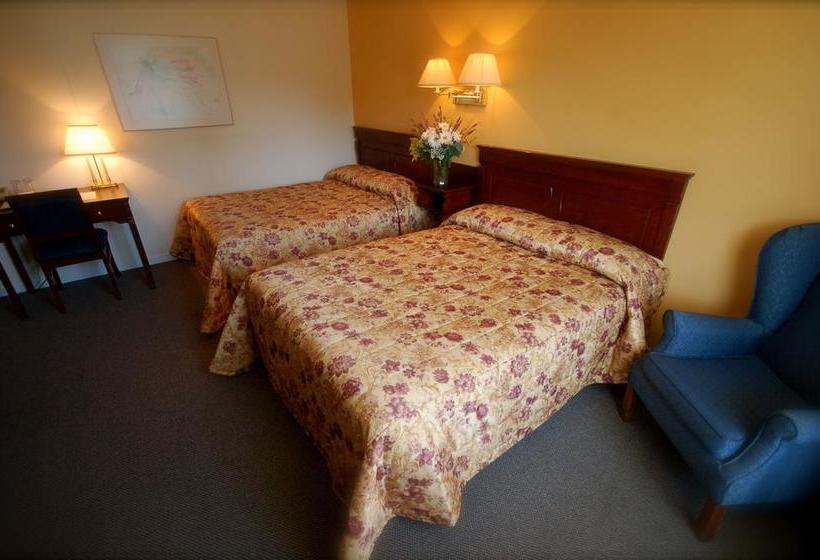 Motel Les Trois Soeurs | Perce | Quebec | Canada 7