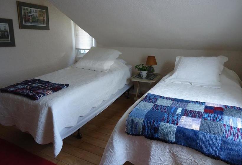 Bed and Breakfast Eldon St Guest House | Goderich | Ontario | Canada 12