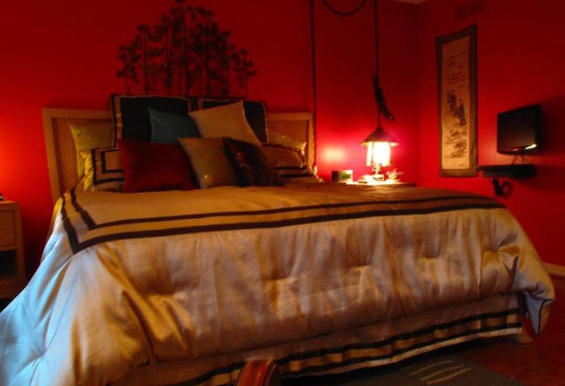 Twin Lakes Retreat Bed And Breakfast | Sarnia | Ontario | Canada 11