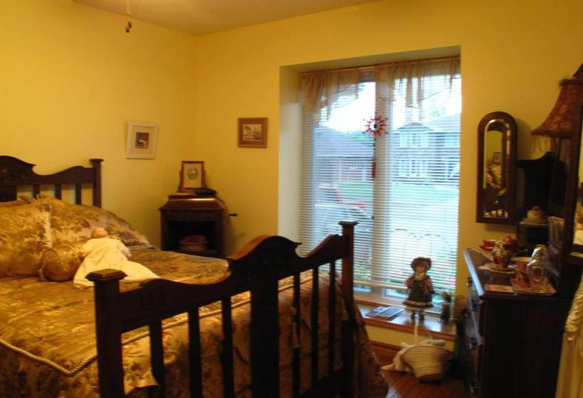 Twin Lakes Retreat Bed And Breakfast | Sarnia | Ontario | Canada 16