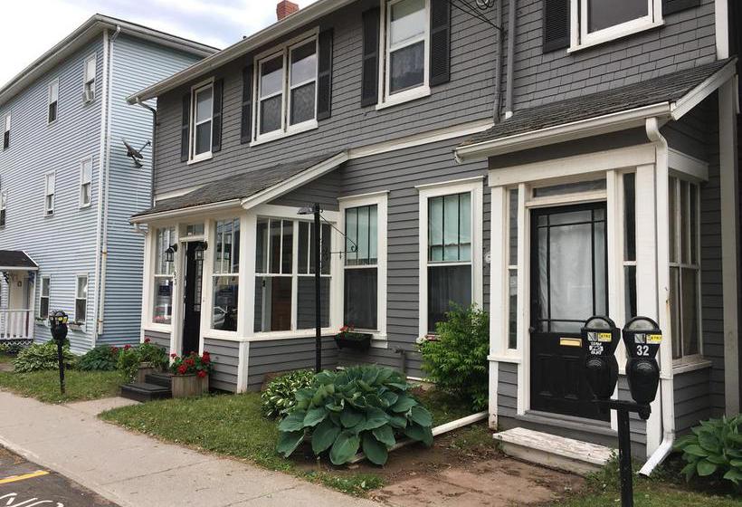 Hotel Prince Street Suites