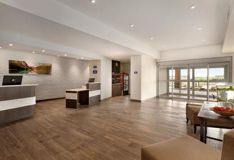 Hotel Days Inn & Suites Airdrie | Airdrie | Alberta | Canada 10