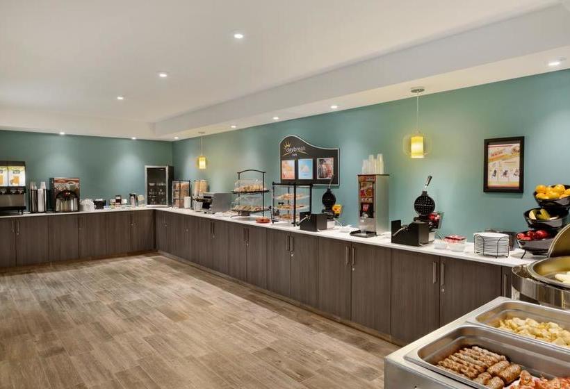 Hotel Days Inn & Suites Airdrie | Airdrie | Alberta | Canada 6