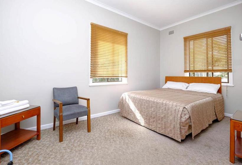 Lakes & Ocean Hotel | Forster | New South Wales | Australia 5