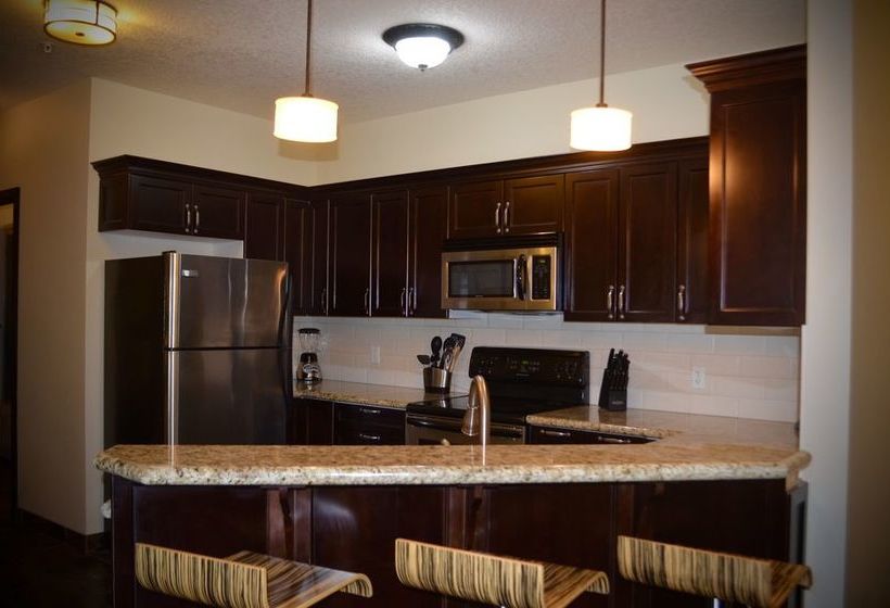 Hotel Paradise Resort Club | Canmore | Alberta | Canada 5