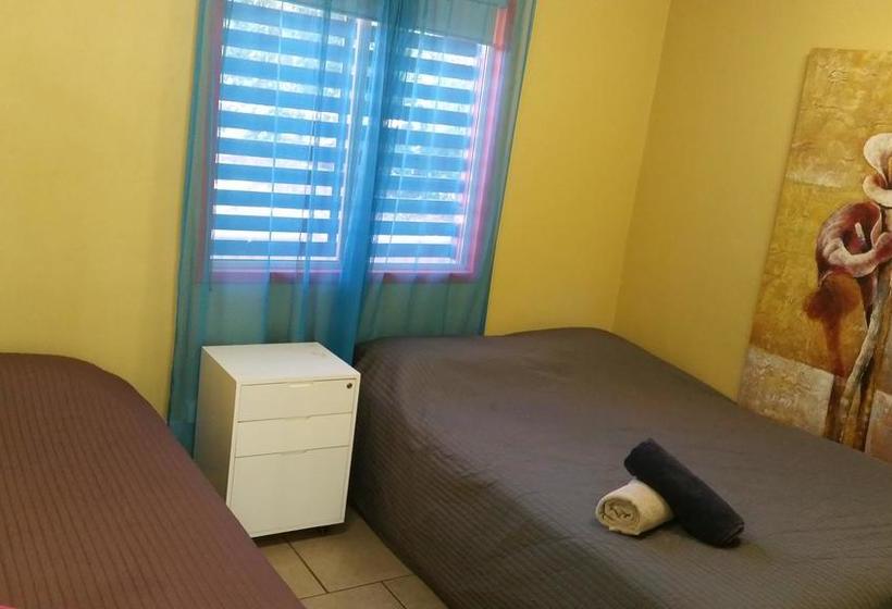 Hostel Beachside 1770 YHA | Agnes Waters | Queensland | Australia 1