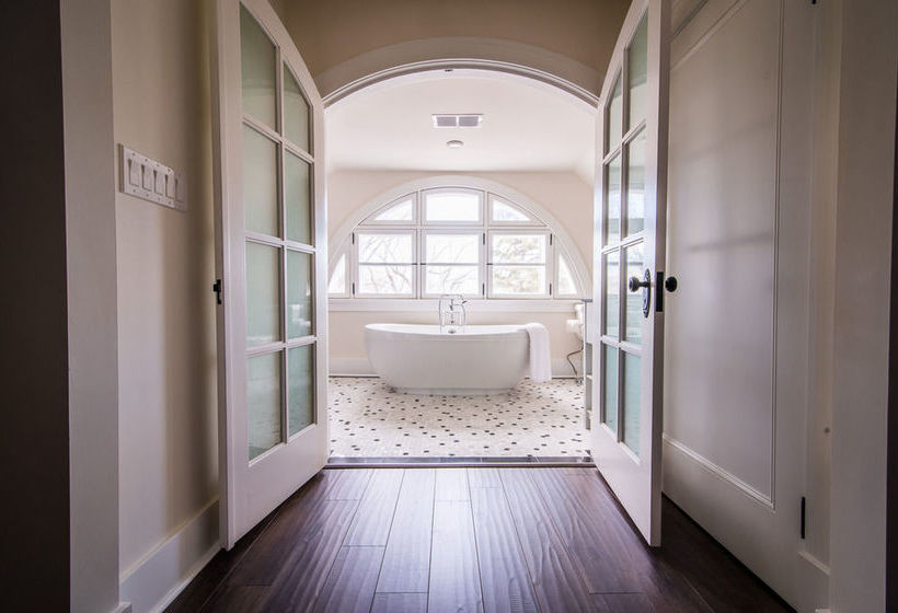 Twin Sisters | Regina | Saskatchewan | Canada 8