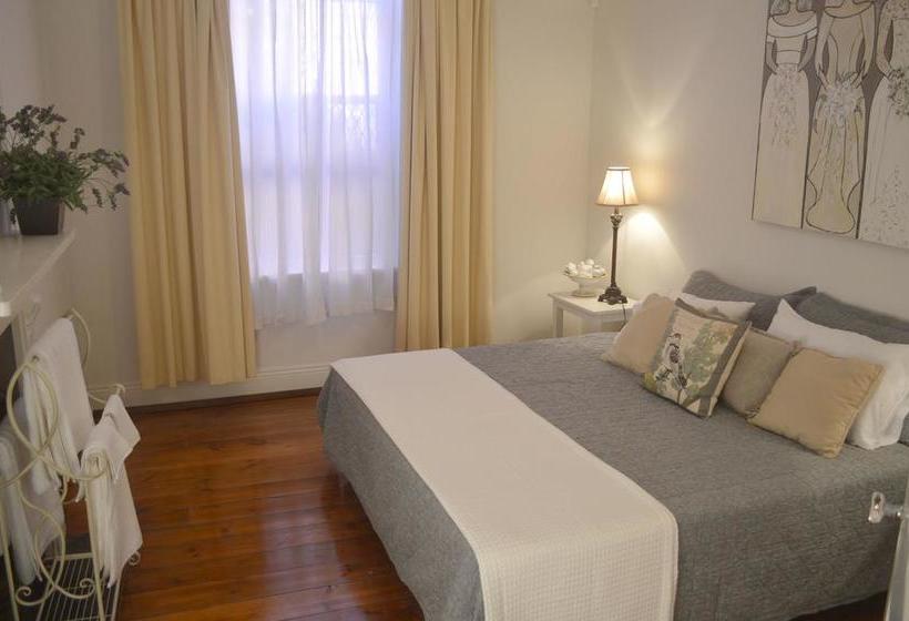 Westbury Cottage | Adelaide | South Australia | Australia 4