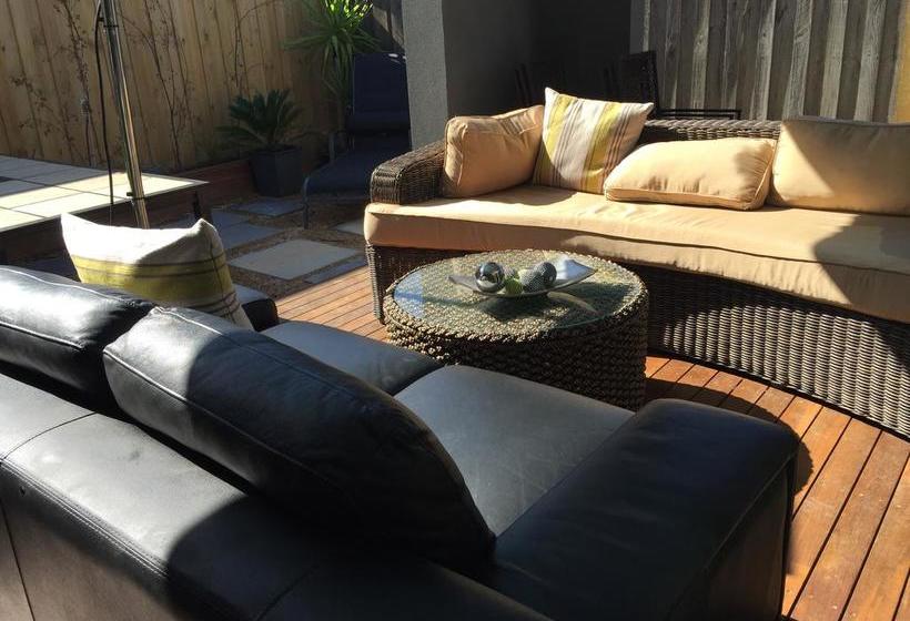 Inn Melbourne Guest House | Melbourne | Victoria | Australia 13