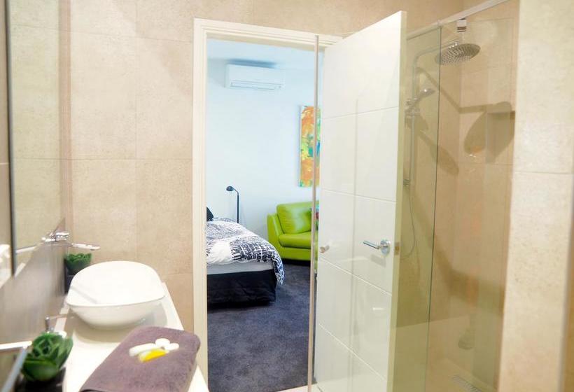 Inn Melbourne Guest House | Melbourne | Victoria | Australia 6