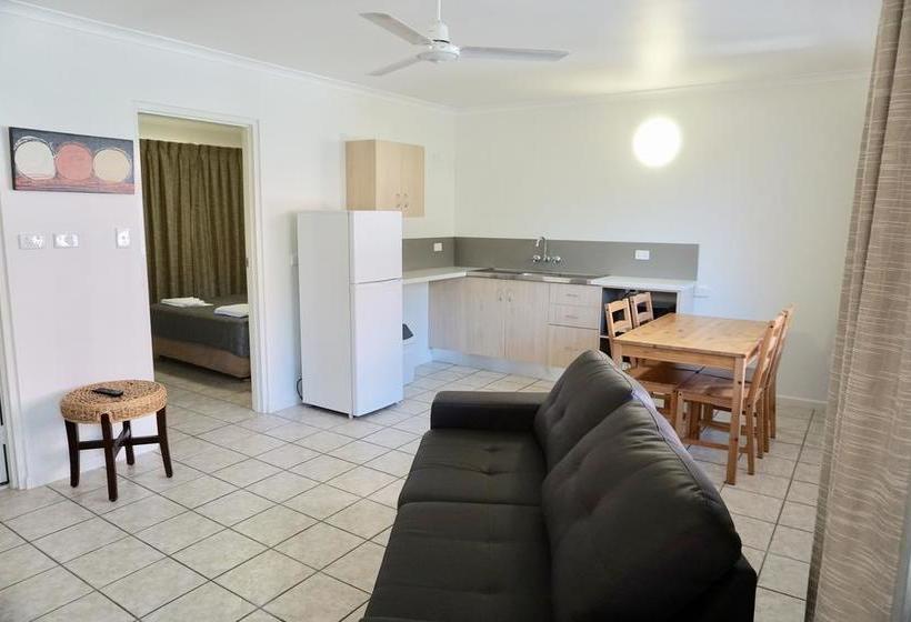 Yongala Lodge by The Strand | Townsville | Queensland | Australia 14