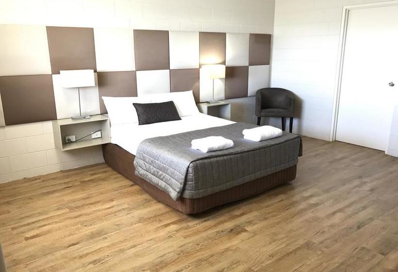 Yongala Lodge by The Strand | Townsville | Queensland | Australia 6