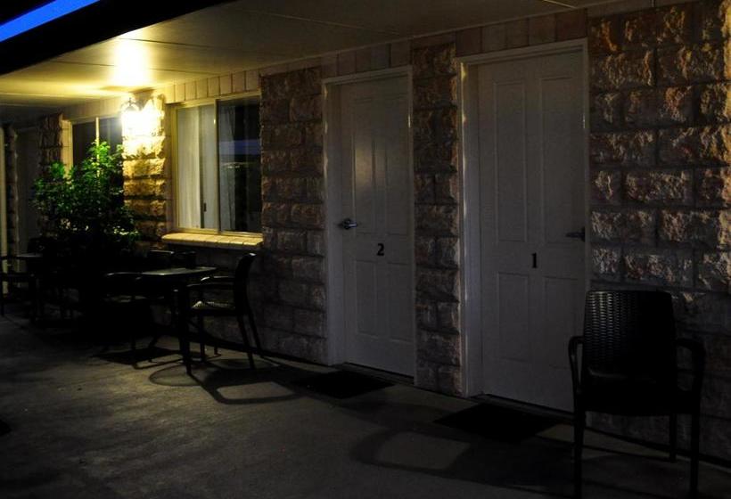 Motel Chinchilla White Gums Motor Inn | Chinchilla | Queensland | Australia 5