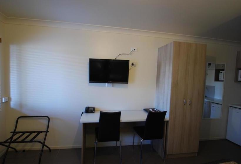 Motel Starline Motor Inn | Miles | Queensland | Australia 11