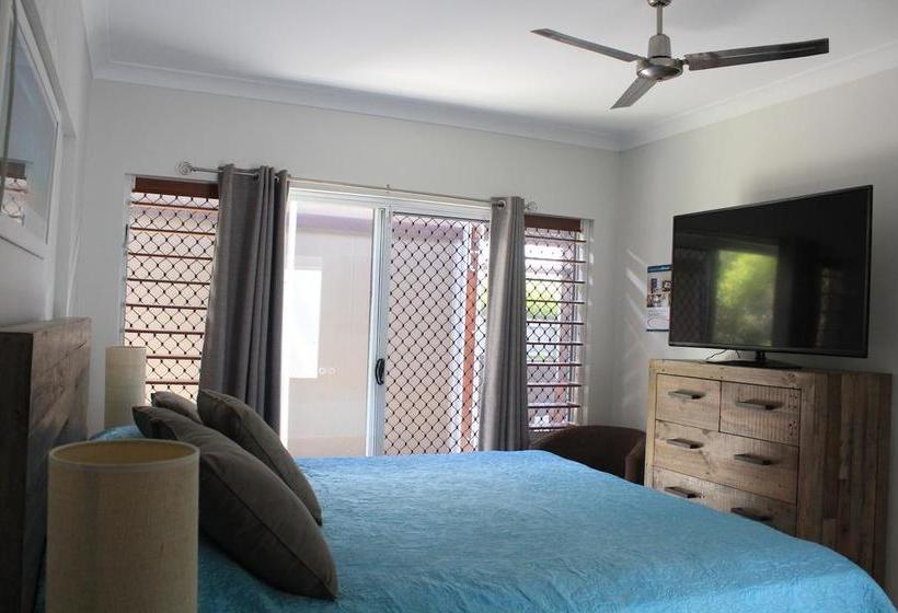 A Contemporary House in Paradise B&B | Port Douglas | Queensland | Australia 2