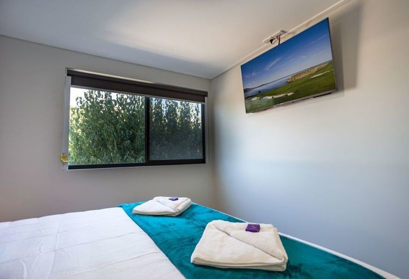 Hamilton On Beaumont | Newcastle | New South Wales | Australia 4