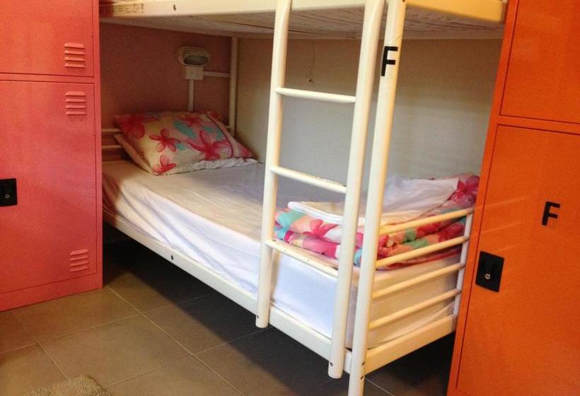 Hostel Noosa Flashpackers | Sunshine Beach | Queensland | Australia 14