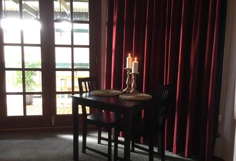 Bed and Breakfast Wine And Roses | Mclaren Vale | South Australia | Australia 17