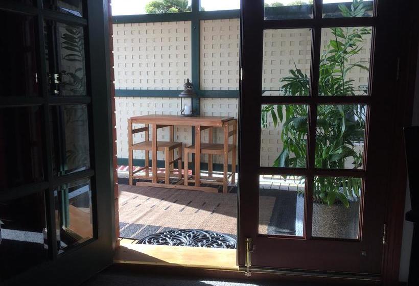 Bed and Breakfast Wine And Roses | Mclaren Vale | South Australia | Australia 18