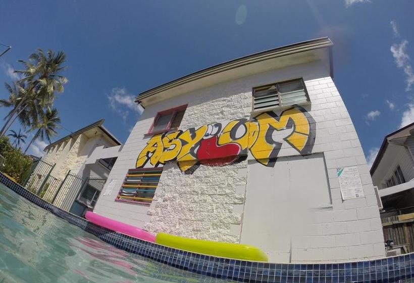Asylum Cairns Backpackers Hostel | Cairns | Queensland | Australia 4