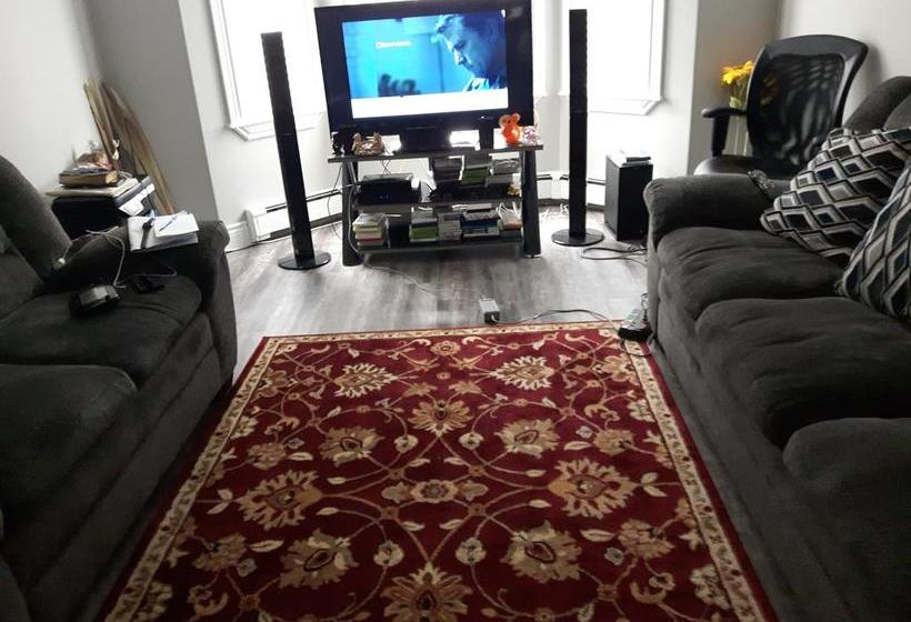 Bed and Breakfast Home Away From Home | Halifax | Nova Scotia | Canada 3