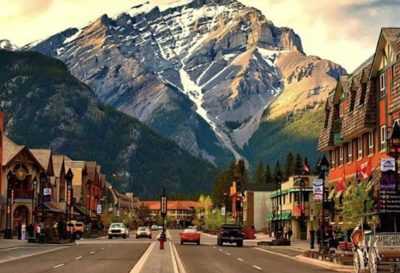 Banff?s Original Cowboy Bed And Breakfast Banff