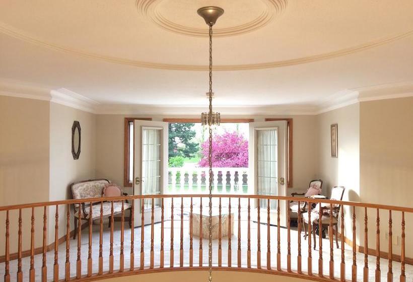 Bed and Breakfast 6820luxurybnb | Niagara Falls | Ontario | Canada 14