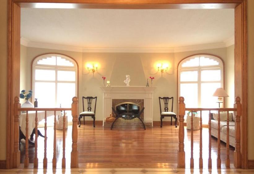 Bed and Breakfast 6820luxurybnb | Niagara Falls | Ontario | Canada 2