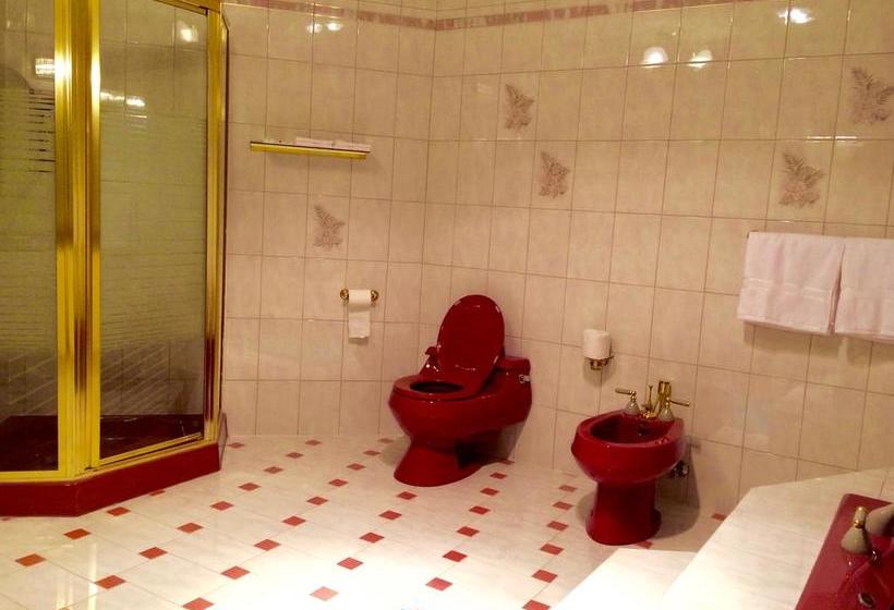 Bed and Breakfast 6820luxurybnb | Niagara Falls | Ontario | Canada 6