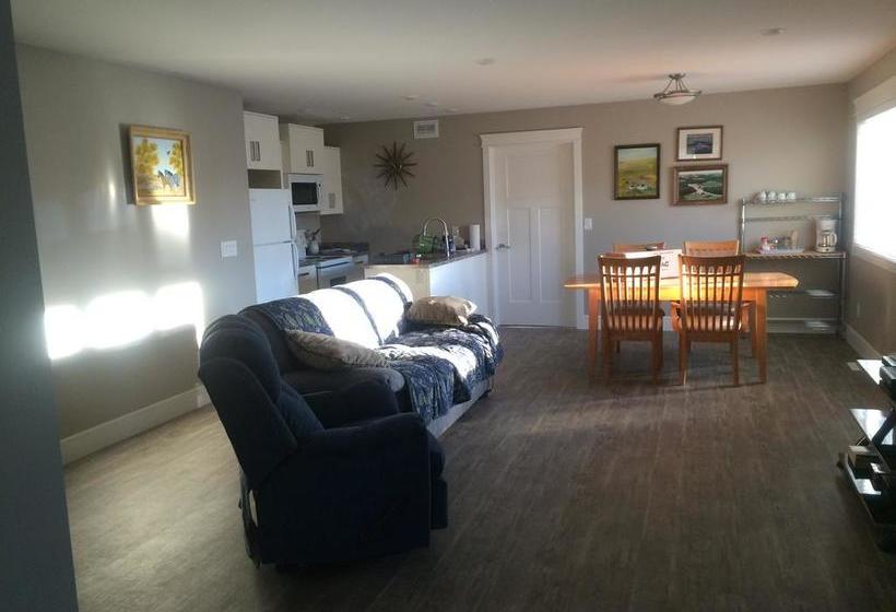 Bed and Breakfast Froese Seeds Suite | Saskatoon | Saskatchewan | Canada 3