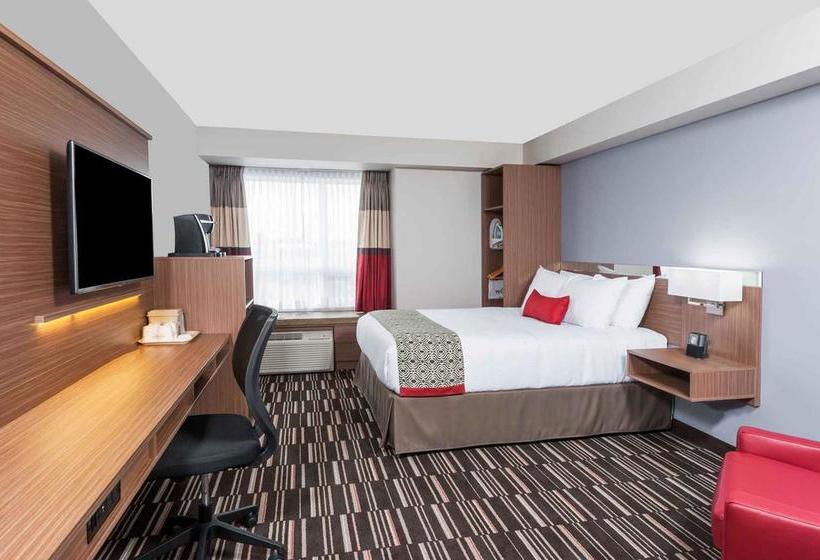 Microtel Inn & Suites By Wyndham Fort Mcmurray | Fort McMurray | Alberta | Canada 9