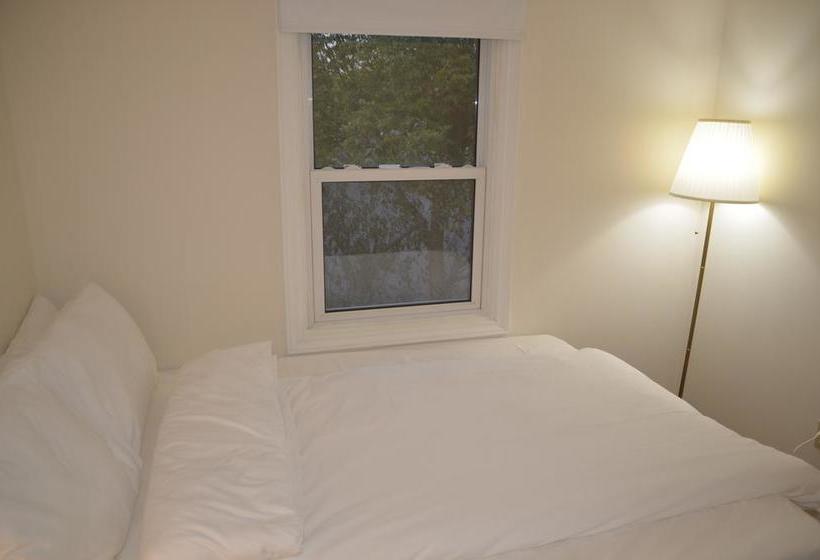 Hostel Scarborough East Budget Stay | Toronto | Ontario | Canada 12