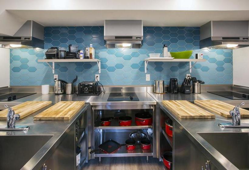 Jasper Downtown Hostel | Jasper | Alberta | Canada 19