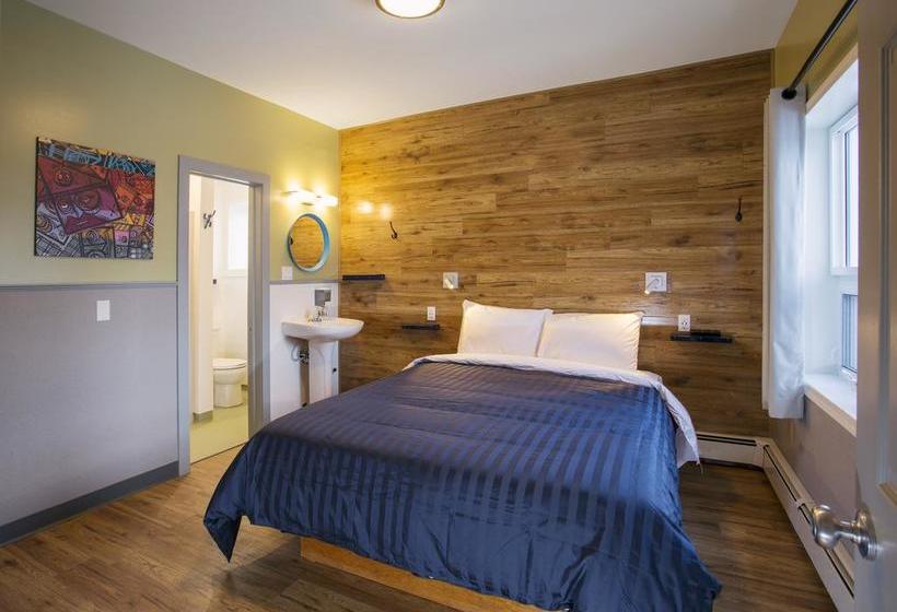 Jasper Downtown Hostel | Jasper | Alberta | Canada 5