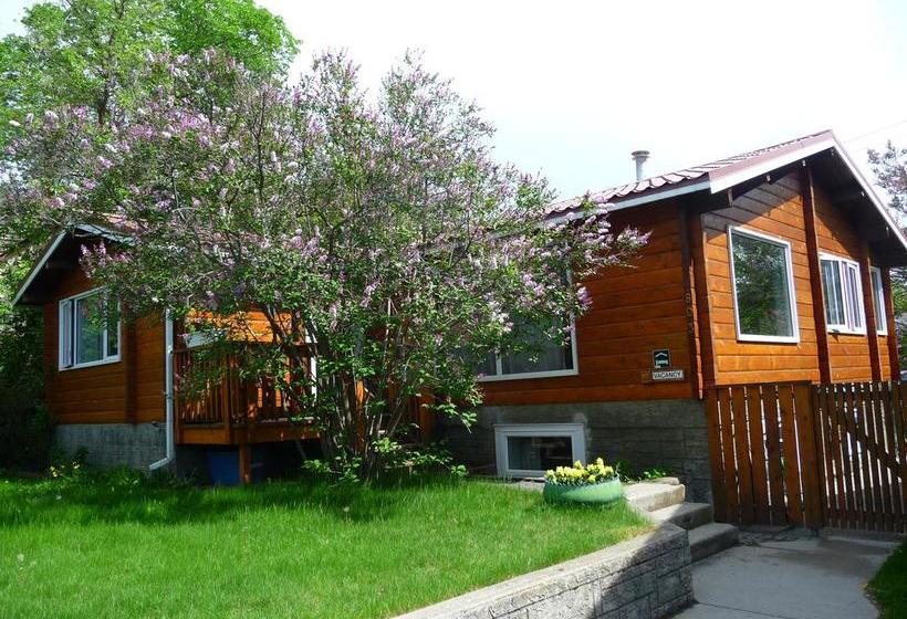 Bed and Breakfast 803 Patricia Street Accommodation