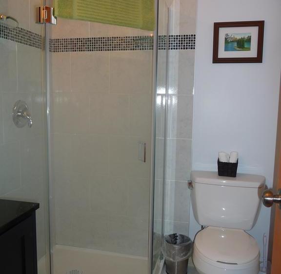 Bed and Breakfast 803 Patricia Street Accommodation | Jasper | Alberta | Canada 13