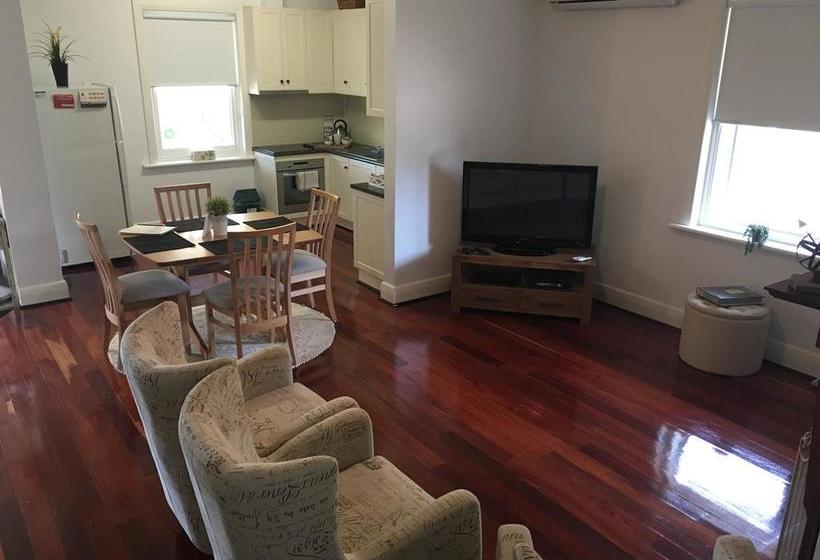 Agnes Cottage Bed & Breakfast | Kingston | South Australia | Australia 6