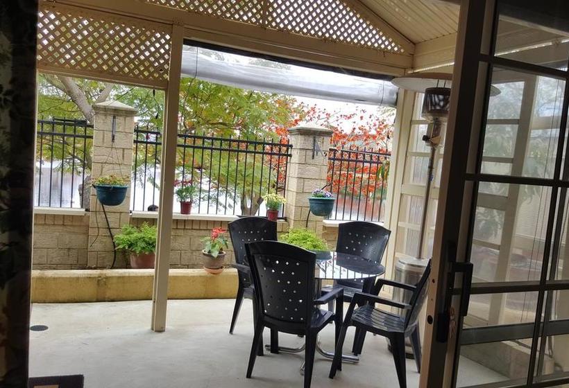 Bed and Breakfast House | Perth | Western Australia | Australia 6